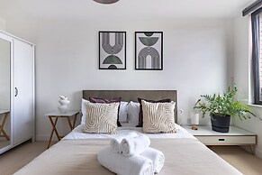 Modern 1BR Kings Cross Hideaway