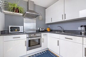 Modern 1BR Kings Cross Hideaway