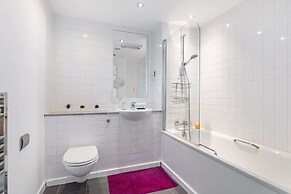 Modern 1BR Kings Cross Hideaway