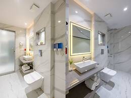 Newly Built Hotel Arjun
