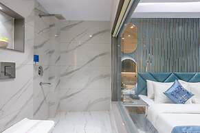 Newly Built Hotel Arjun