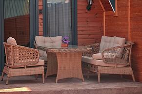 Lotus Bungalov