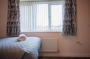 Spacious Luxurious Serviced Accommodation 2
