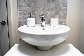Spacious Luxurious Serviced Accommodation 2