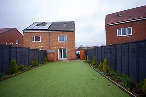 Spacious Luxurious Serviced Accommodation 2