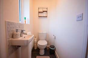 Spacious Luxurious Serviced Accommodation 2