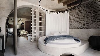 Eunoia Suites