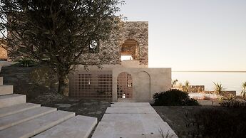 Eunoia Suites