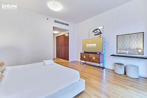 bnbme - Emirates Crown - 2BR & Maid Room