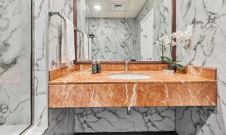 bnbme - Emirates Crown - 2BR & Maid Room