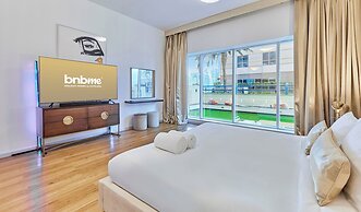 bnbme - Emirates Crown - 2BR & Maid Room