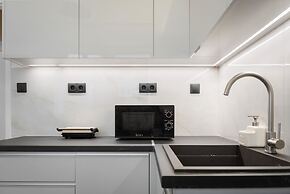 Glyfada Lux Olive Suites - Pathos