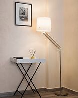Glyfada Lux Olive Suites - Pathos