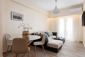 Glyfada Lux Olive Suites - Pathos