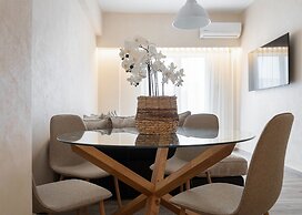 Glyfada Lux Olive Suites - Pathos