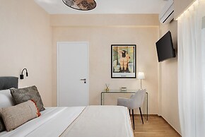 Glyfada Lux Olive Suites - Pathos