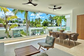 Sol de Arena Beachfront Condos