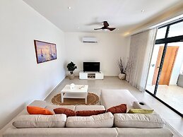 Sol de Arena Beachfront Condos