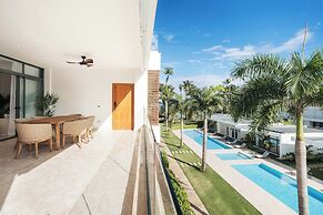 Sol de Arena Beachfront Condos