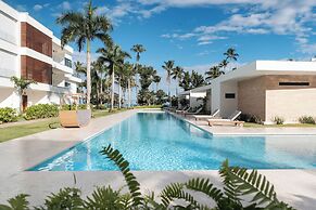 Sol de Arena Beachfront Condos
