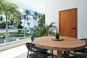 Sol de Arena Beachfront Condos