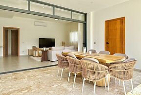 Sol de Arena Beachfront Condos