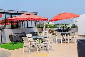 Best Hôtel Aéro Batignolles