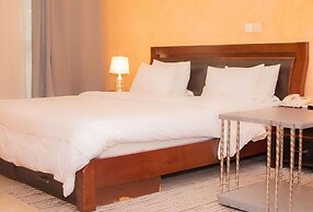 Best Hôtel Aéro Batignolles