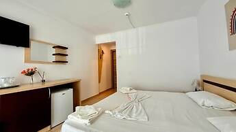 HOTEL VENUS