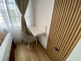 Hotel Merendon Express