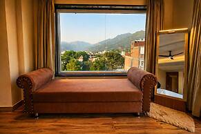 Hotel The Montara Near Ganga Ghat