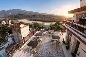 Hotel The Montara Near Ganga Ghat