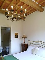 CHARMING LUCCA