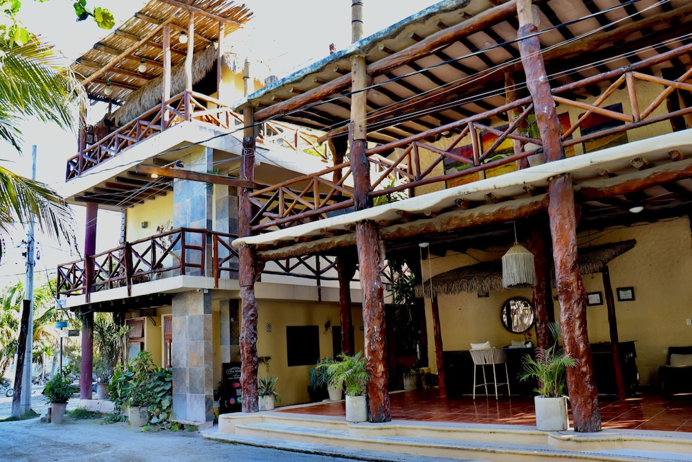 Chuk Kay by ÓOL Hotels