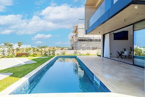 MITO Seaview by Serbellas