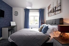 Apartment Sleeps 5 With Parking