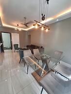 Downtown Three Bedroom SDQ Apartment