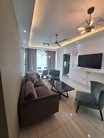 Downtown Three Bedroom SDQ Apartment