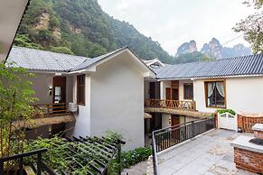 Yishan Resort Courtyard