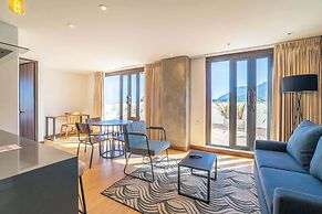 NOK Stylish 2 Masters W/patio & View
