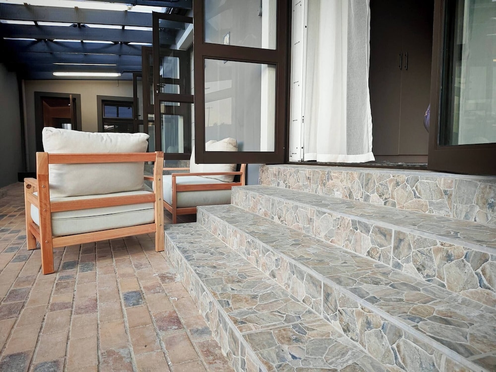 Room-courtyard Double Room With Shared B