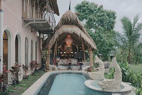 Atelier Ubud Art Lofts