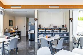 Anthiya Seaview Villa Hotel Phuket