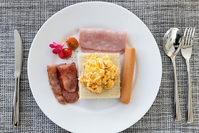 Anthiya Seaview Villa Hotel Phuket