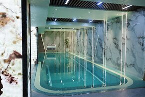 Mustafa Hotel