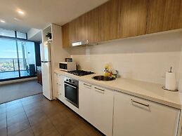 Apartment in Adelaide CBD with parking