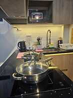 Askha Home Apartment - Deluxe Apartment