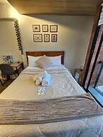 Askha Home Apartment - Deluxe Apartment