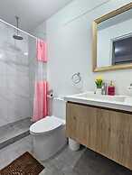 Askha Home Apartment - Deluxe Apartment