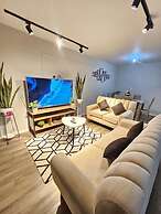 Askha Home Apartment - Deluxe Apartment
